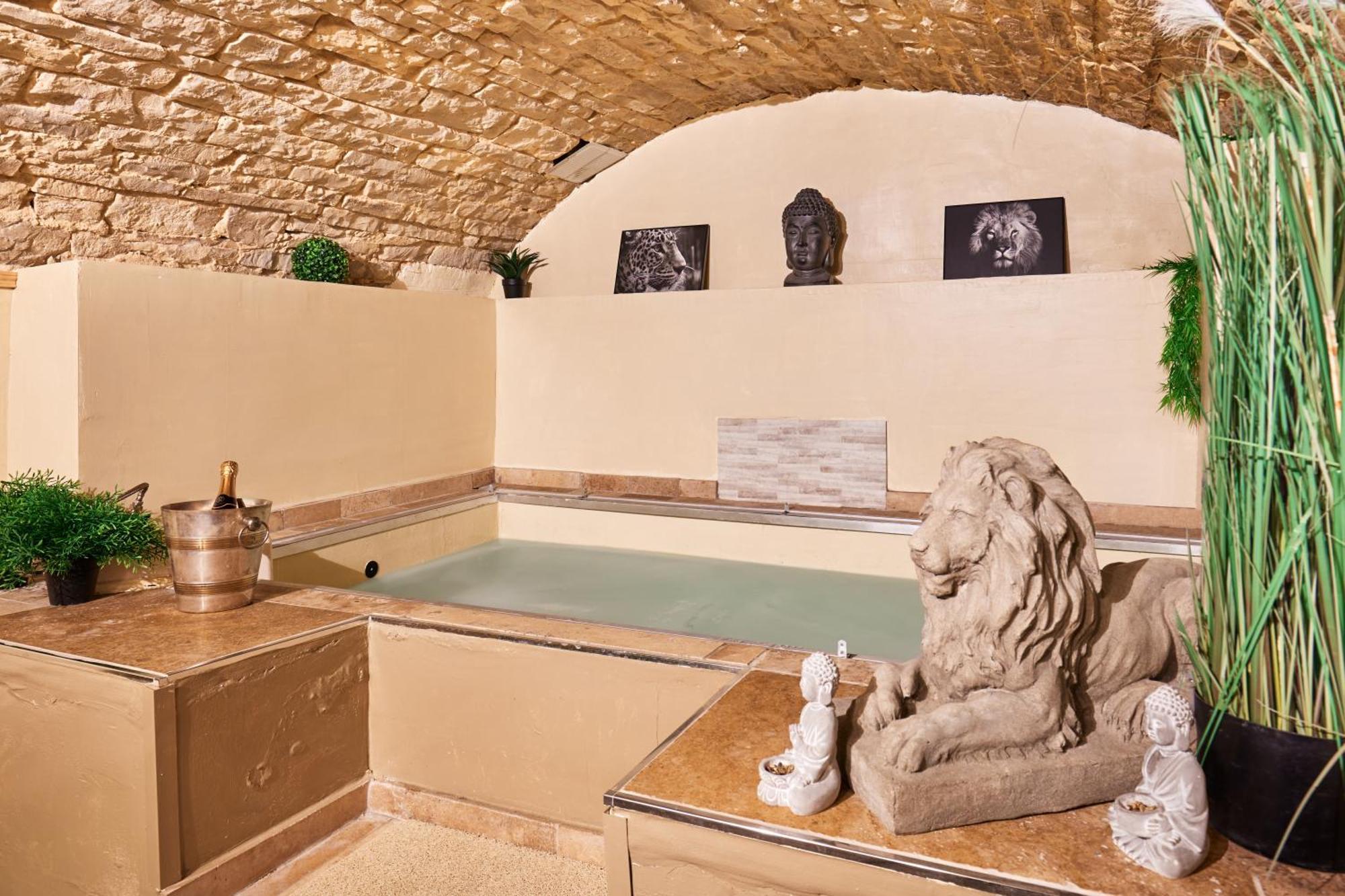 Suite Lovespa Coligny Exteriör bild