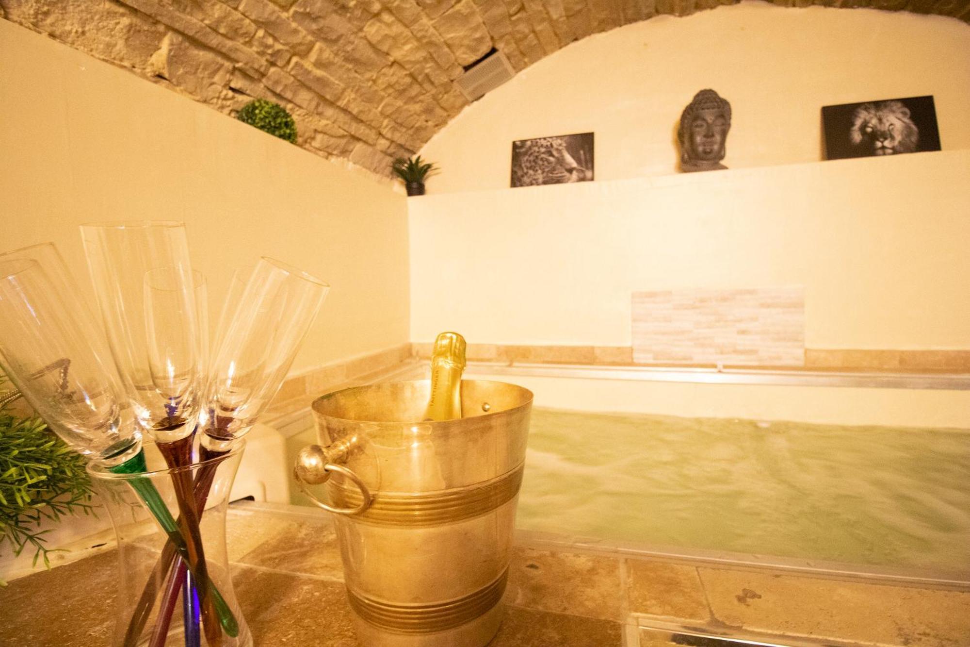 Suite Lovespa Coligny Exteriör bild